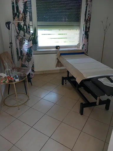 Fizjoterapia i masaż Julia Frydryszak